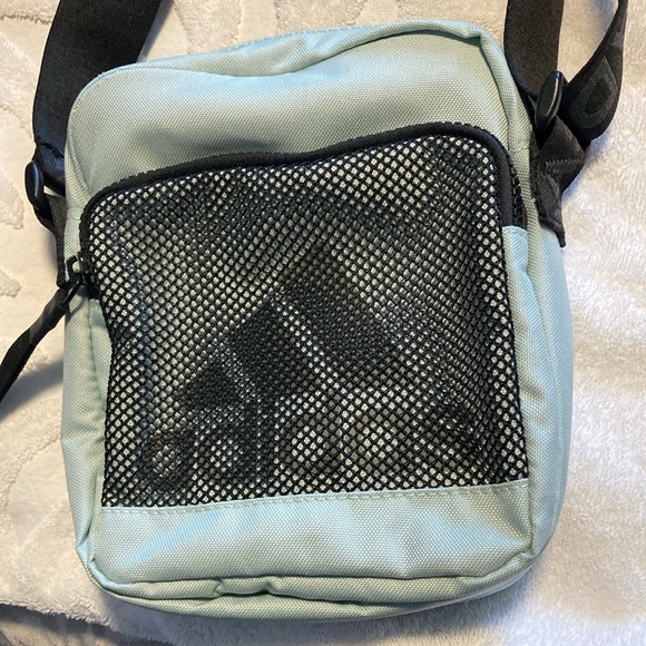 Brand New new cute Adidas bag - Picture 3 of 7